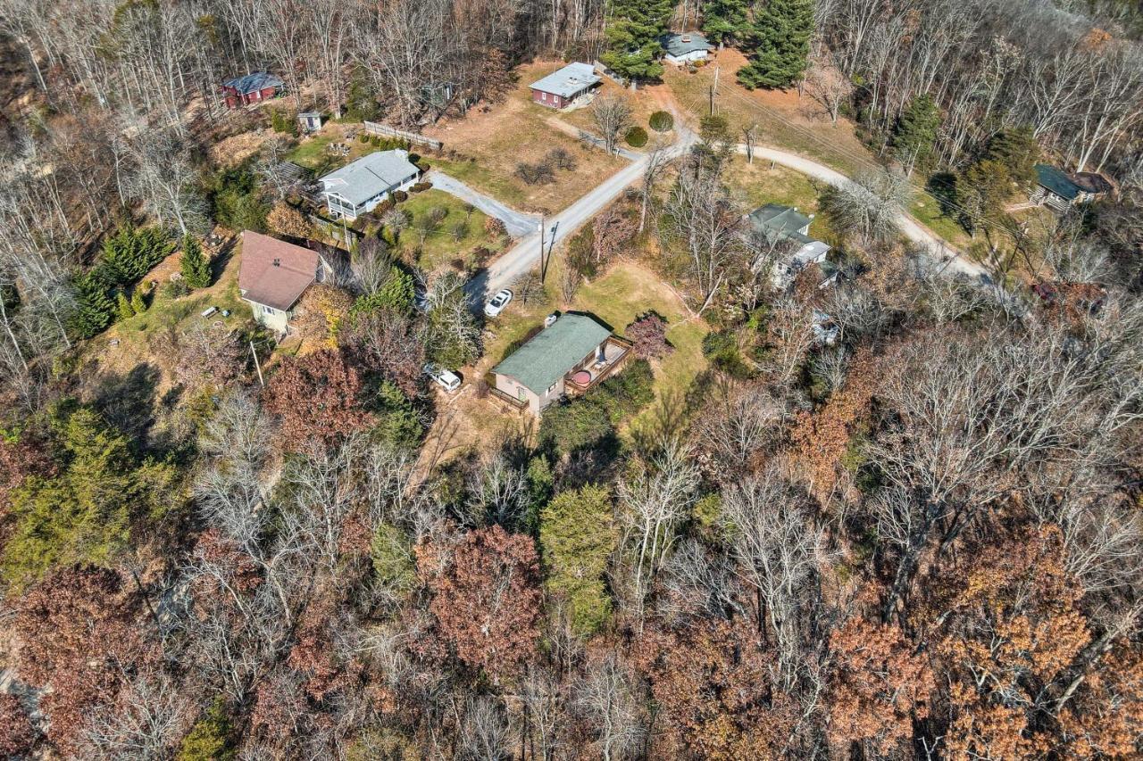 Вилла Calming Shenandoah Valley Cabin With Hot Tub! Лурей Экстерьер фото